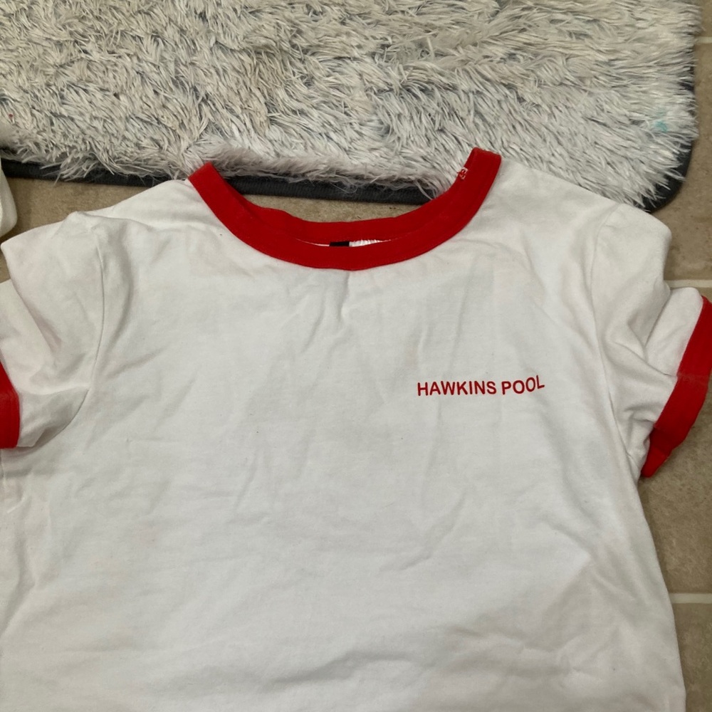 Tops - Picture 2 of 2